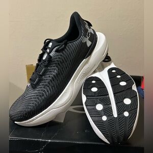 Under ArmourInfinite Pro 'Black White' Men’s Shoes Sz 9.5 Brand New With Box